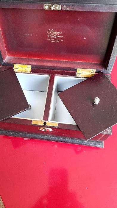 Coffré de chá ou café