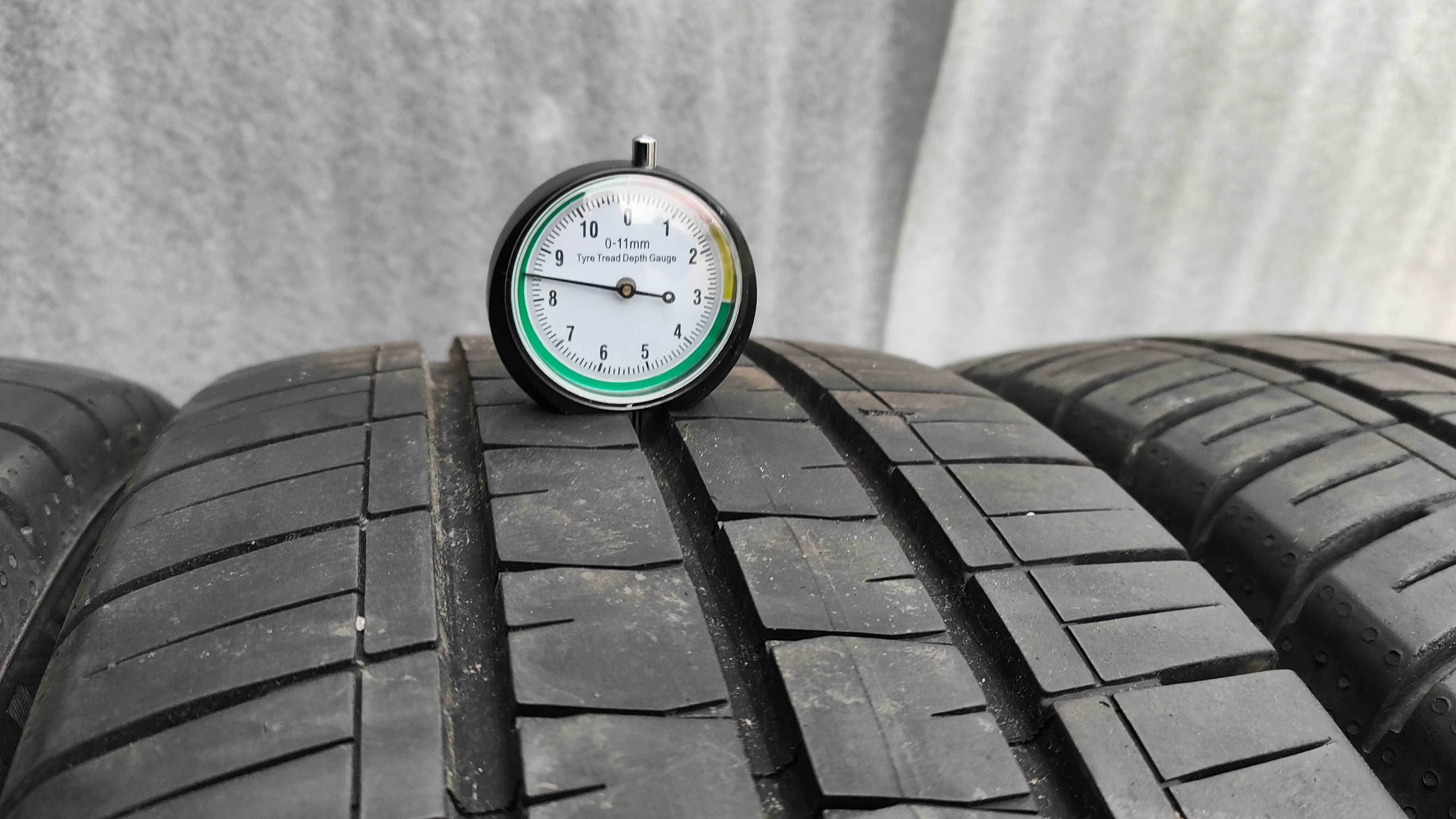 Opony Letnie 215/60/17C Vredestein 4szt 8,5mm 2021r