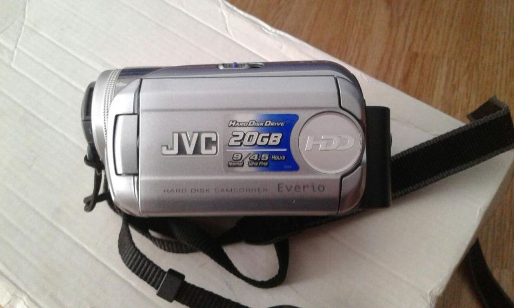 Відеокамера JVC GZ-MG21EK