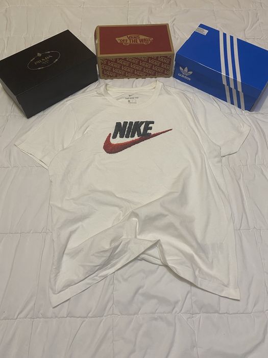 Футболка NIKE с великим лого