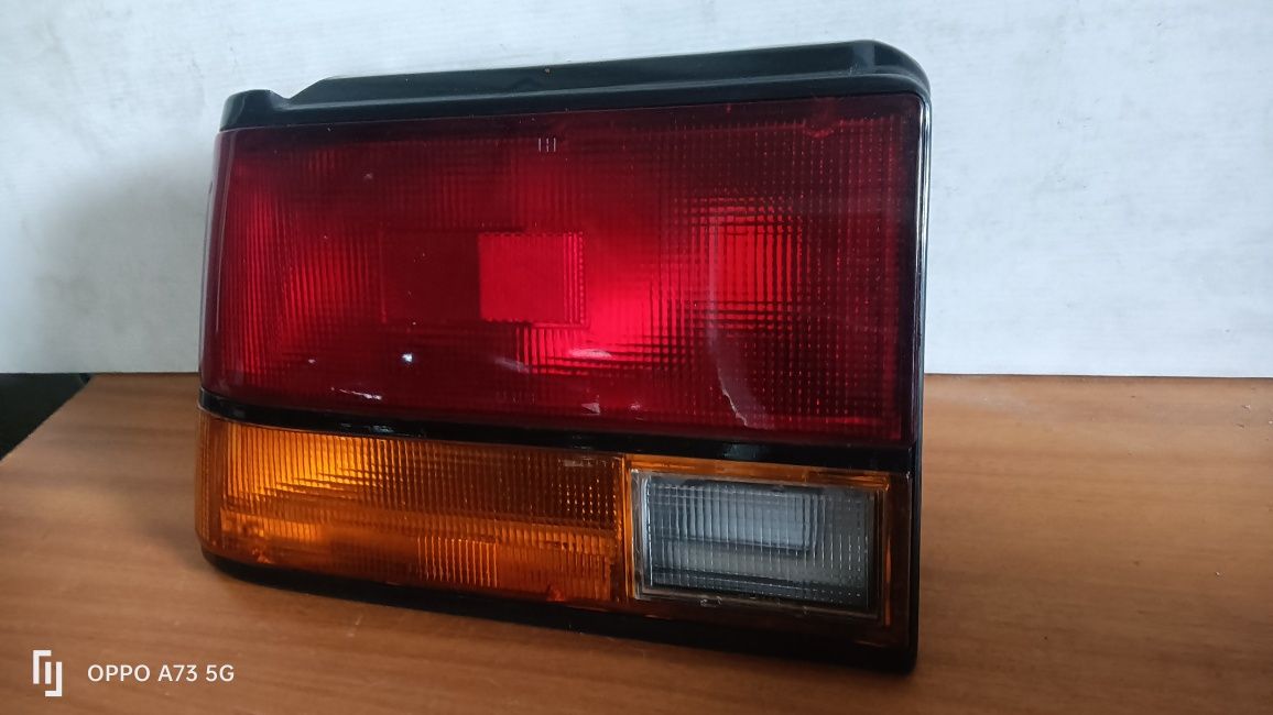 Farolim Toyota Corolla ae80 1986 esquerdo