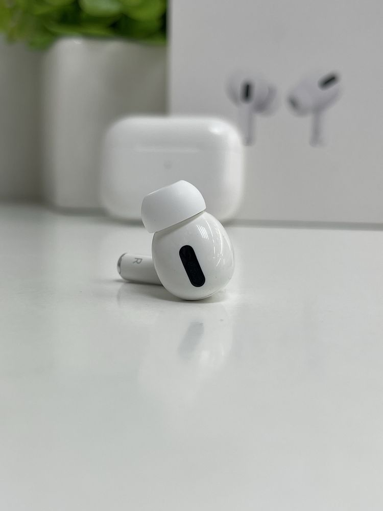 Оригінальний правий навушник Apple AirPods Pro Right A2083 original!