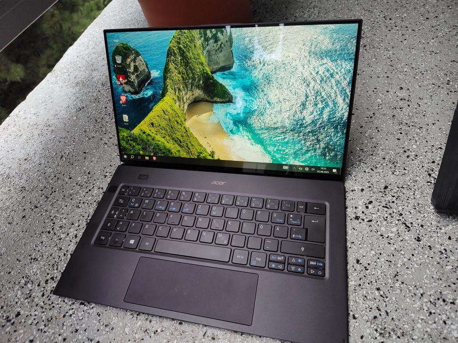 Unikat, Acer Swift 7, ultrabook, dotykowy ekran, win 10 pro, ideał