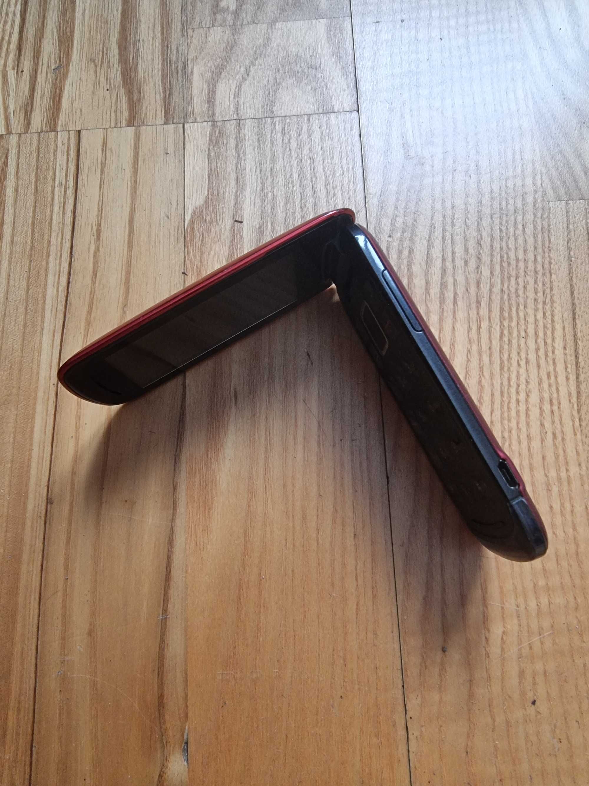 Telefom komorkowy Motorola gleam