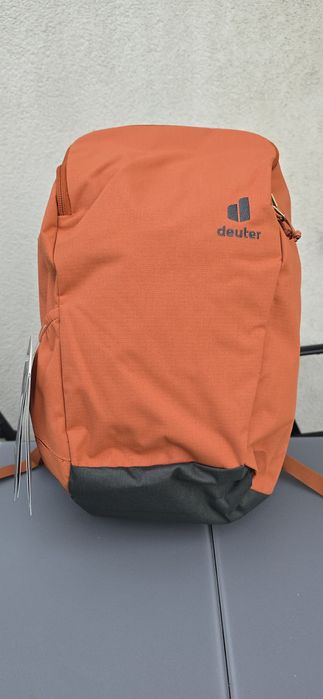 Nowy plecak turystyczny Deuter Step Out 16l