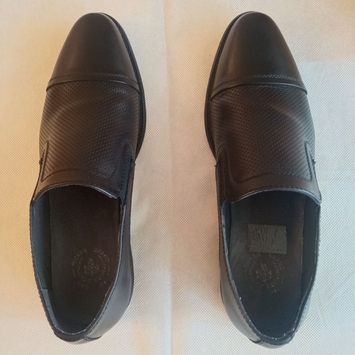 Продам чоловічі туфлі Rieker