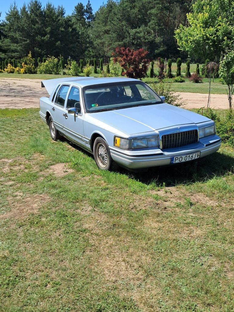 Lincoln Town Car