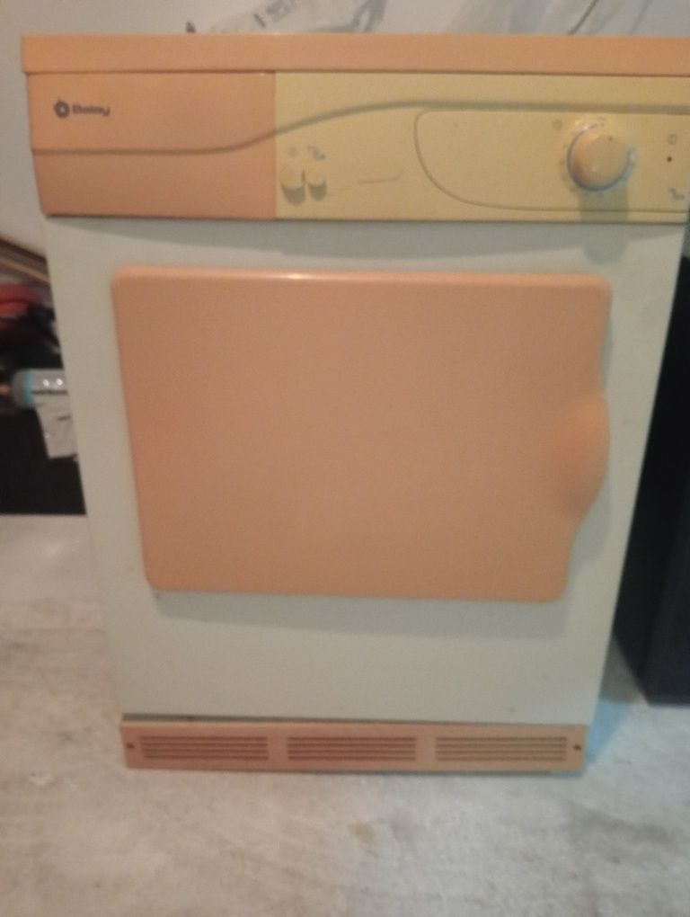 Máquina secar roupa Balay