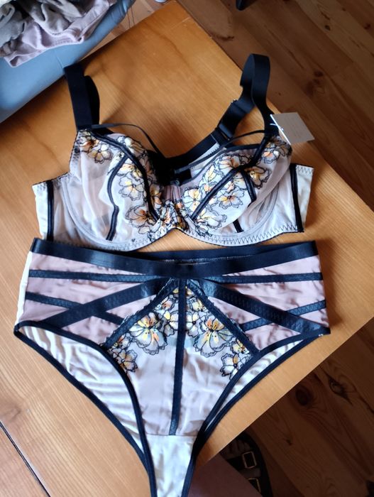 Komplet bielizny damskiej 90B