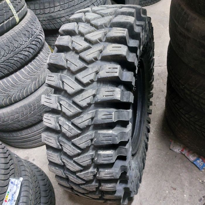 Колеса  37 12.50 16 Maxxis 12.5 Trepador шини 325 80 диски 6 139.7