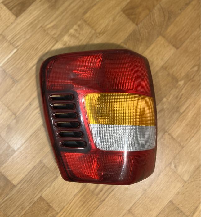 Jeep Grand Cherokee wj Фонарь Стоп Фара Ліва