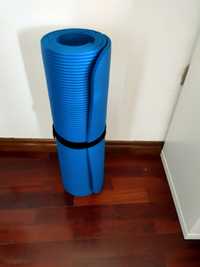 Tapete de yoga com mochila. Yoga mat with bag