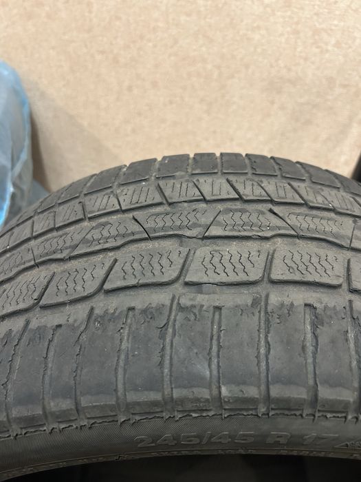 Зимові шини Continental 245/45 r17