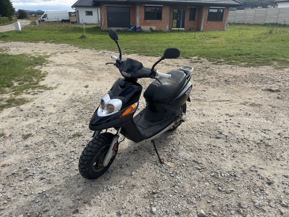 Yamaha Booster 1999 rok ładna zadbana niski przebieg posiada dokumenty