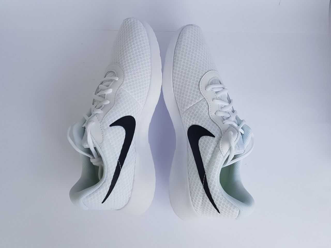 Sneakers Nike Tanjun White Black