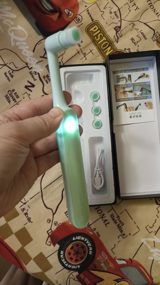 Аккумуляторная зубная щетка Electric rotate toothbrush 3 насадки USB