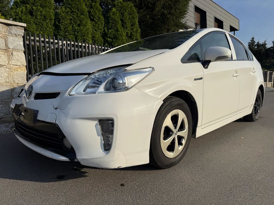 Toyota Prius hybrid hybrid hybrid