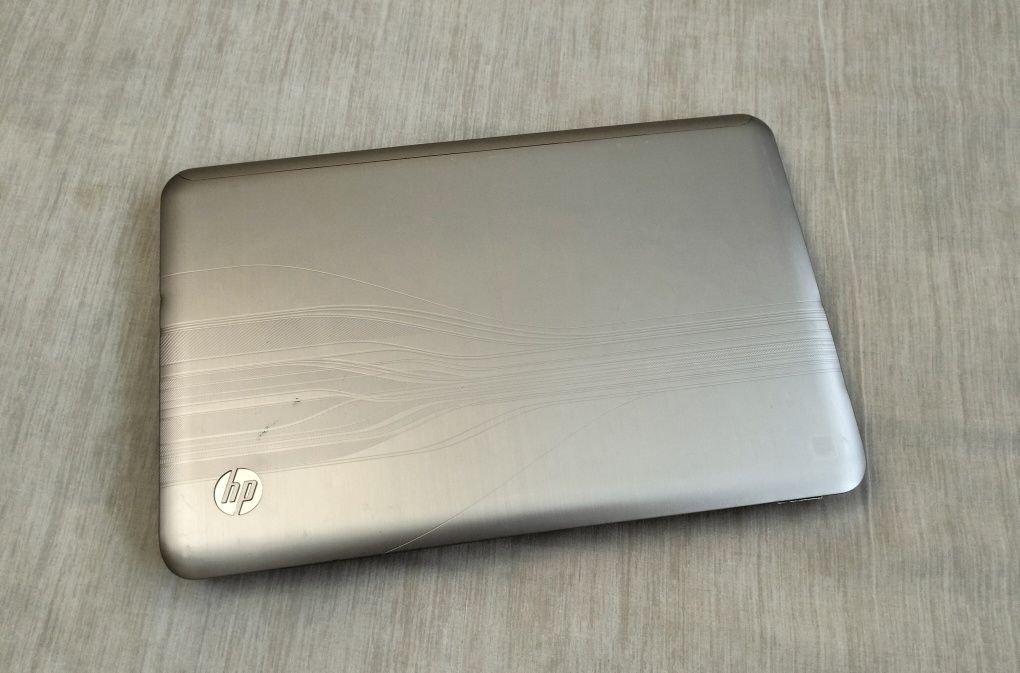 HP dv6 intel core i5/ram 6 gb/HDD 320 gb
