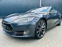 Tesla Model S, 2016 року