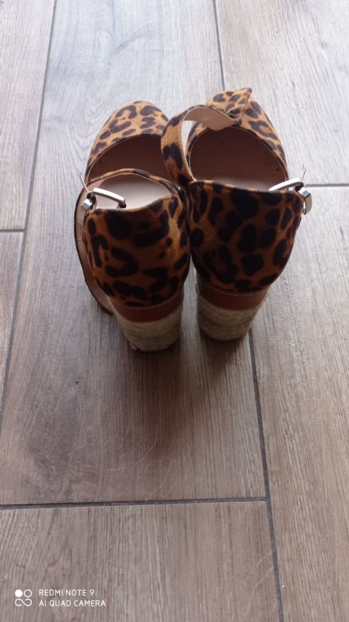 Espadryle buty na koturnie 38 jak NOWE panterka