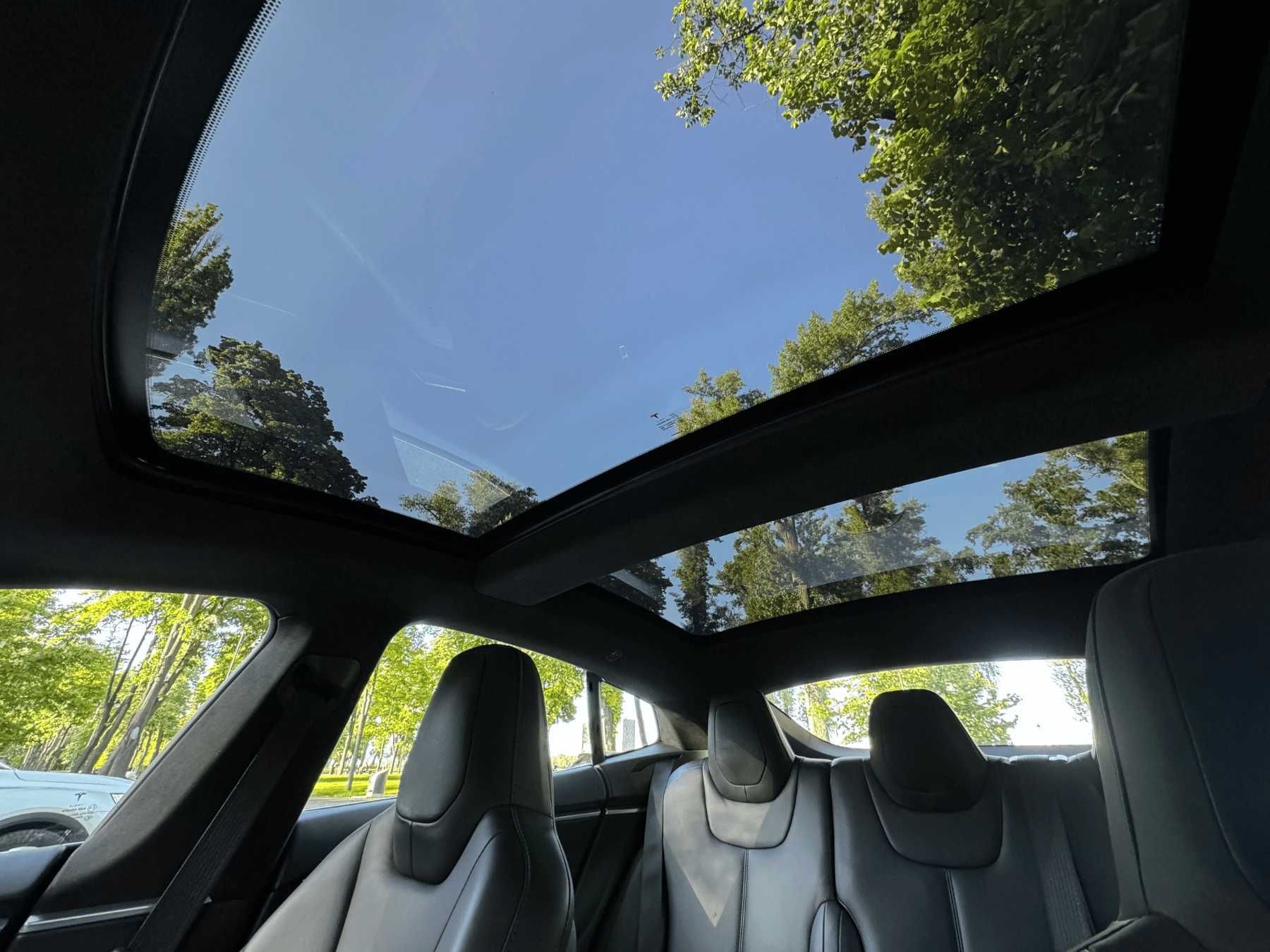 Tesla Model S 90D 2016. Европа