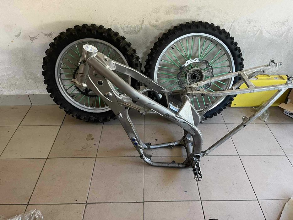 Części Kawasaki kxf rmz250  2004/2005