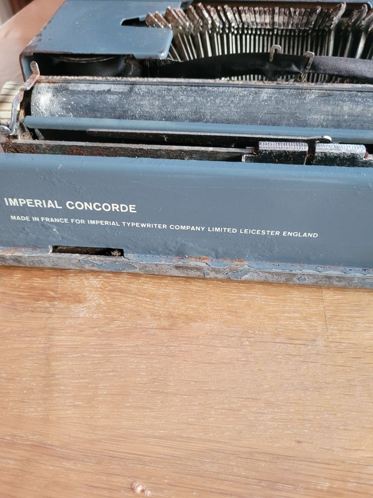 Máquina  Escrever Antiga