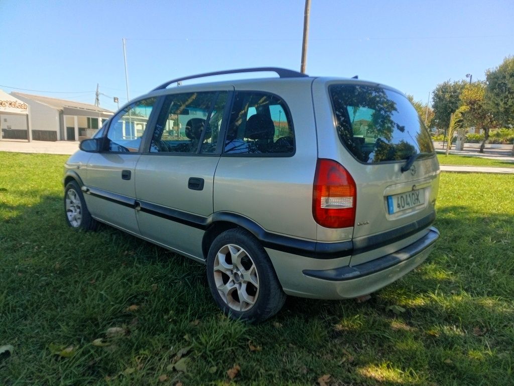 Opel Zafira 2.0 gasóleo