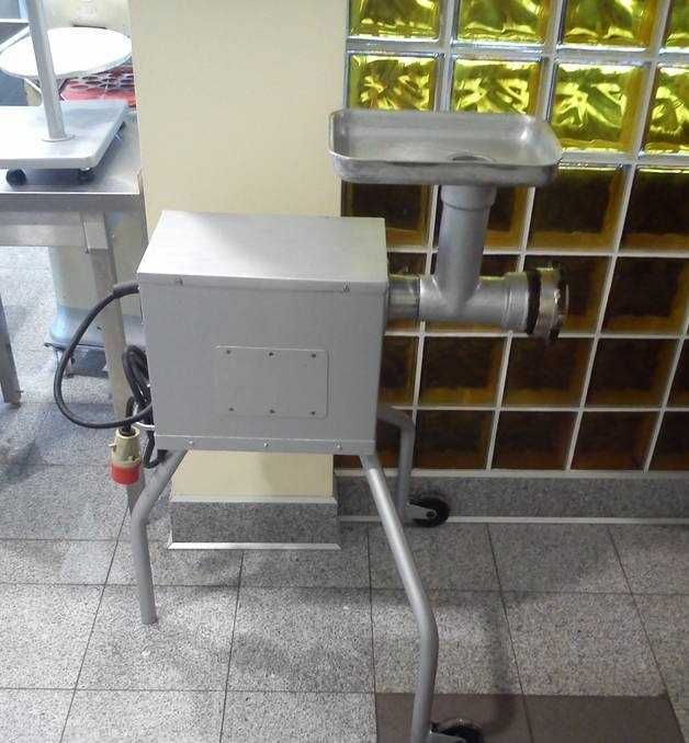 Urządzenie "WILK" do mielenia maku, mięsa itp.