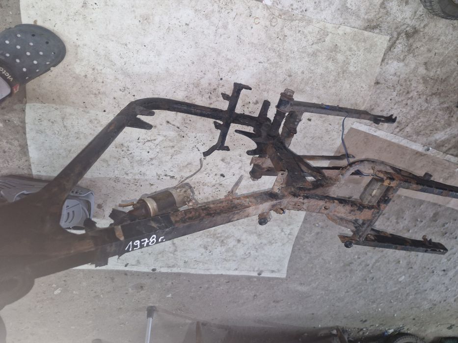 Rama wsk 175 kobuz czwórka garbuska 78r. Oryginał