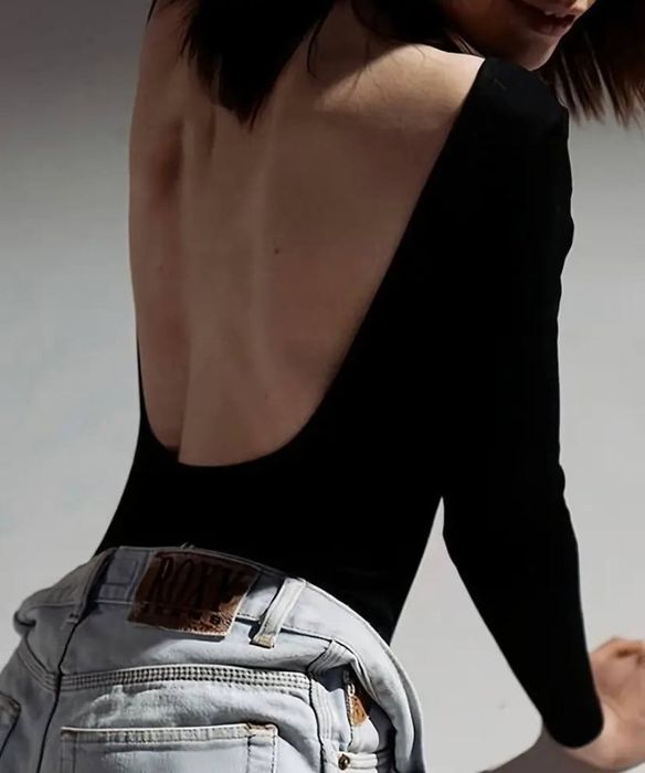 Боді з відкритою спиною 
Розмір хс-с
Ціна 250