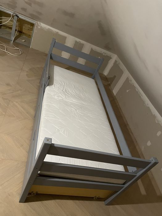 Łóżko dziecięce 180x80 z materacem