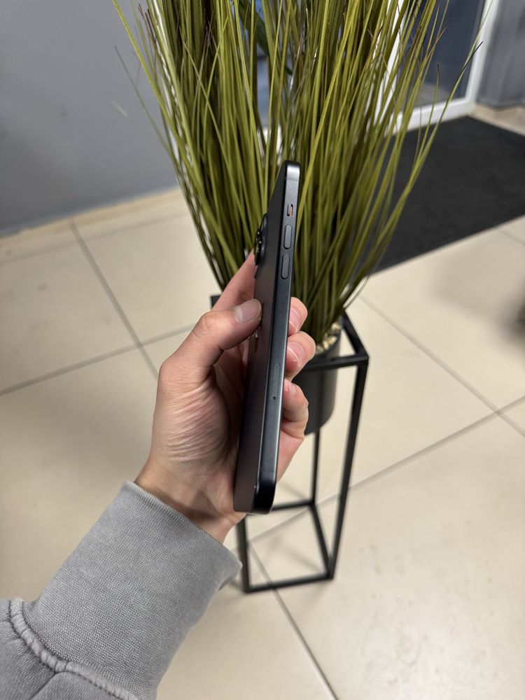 iPhone 15 Plus 256GB Black Neverlock