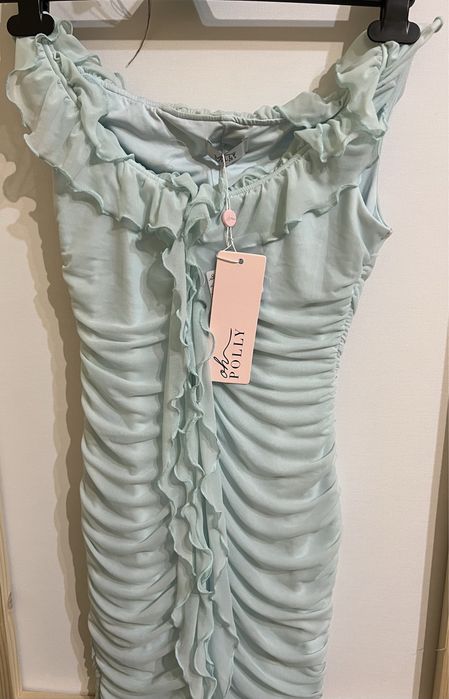 Плаття нове