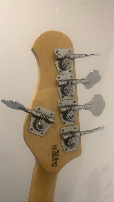Baixo Music Man Stingray 5