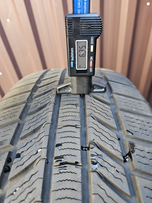 Opony zimowe Continental 235/60/18