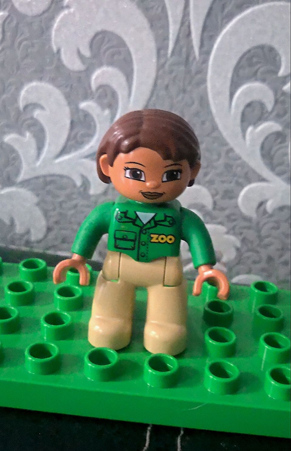 LEGO Duplo figurka ludzik pracownik zoo