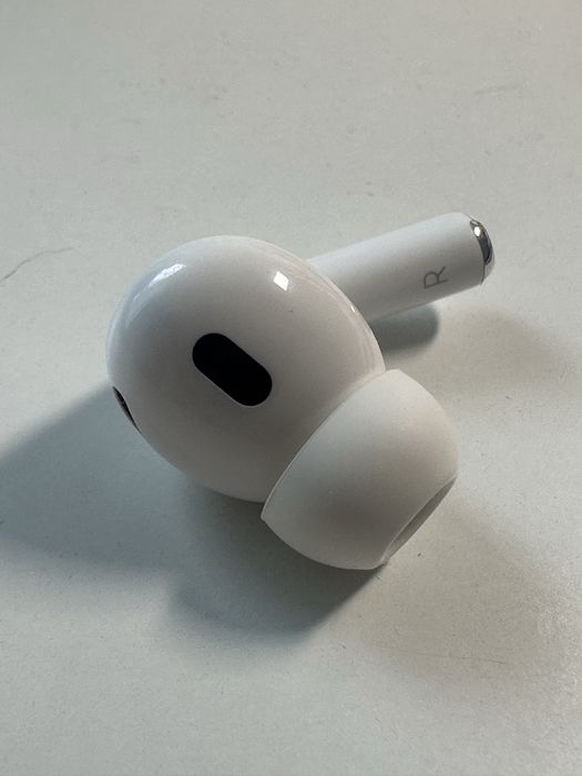 Правий навушник Airpods Pro 2 A2698 A2699 A2700
