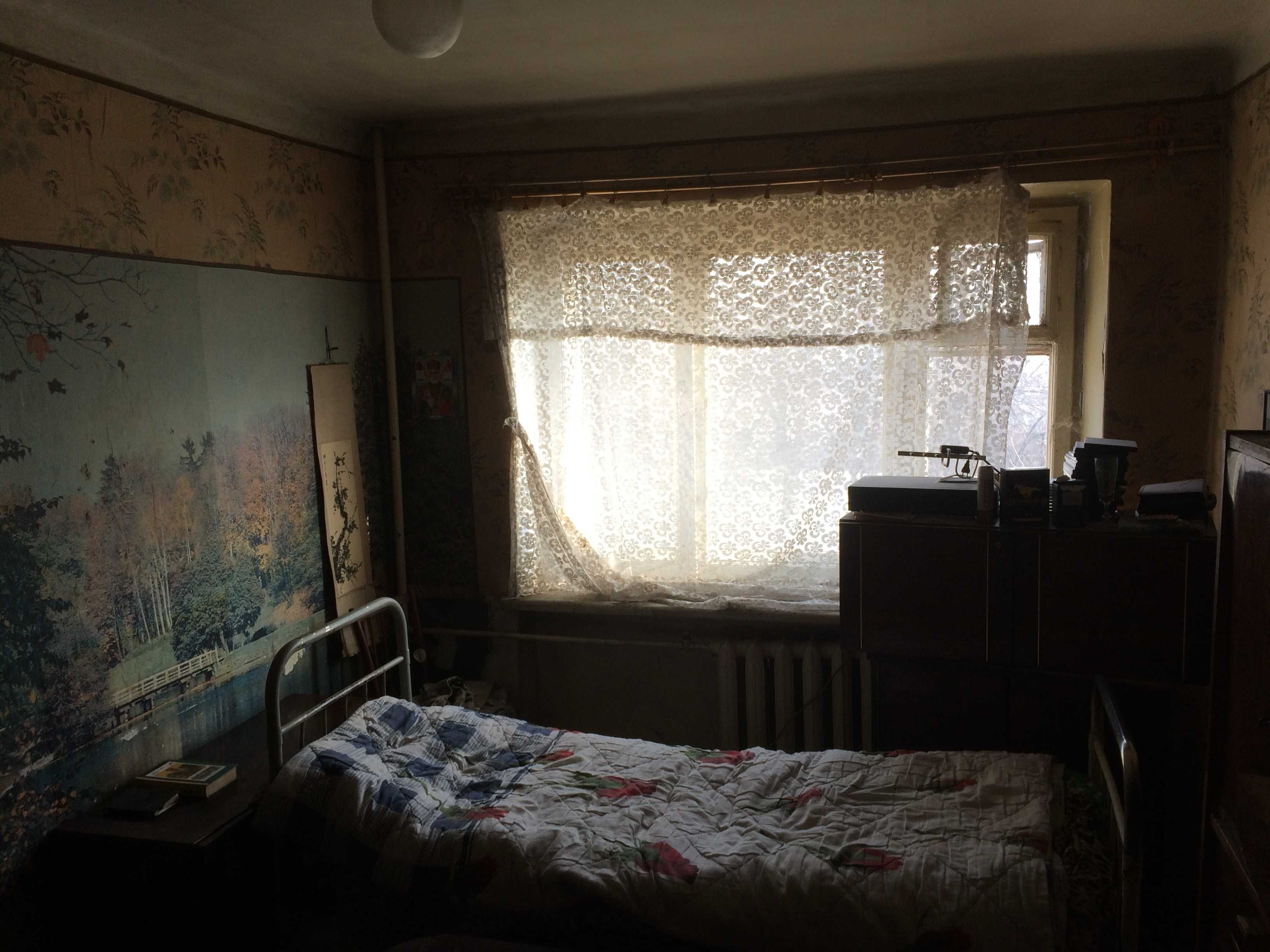 Продається секція 2 кімнати гуртожитку, р - н Центр не кутова