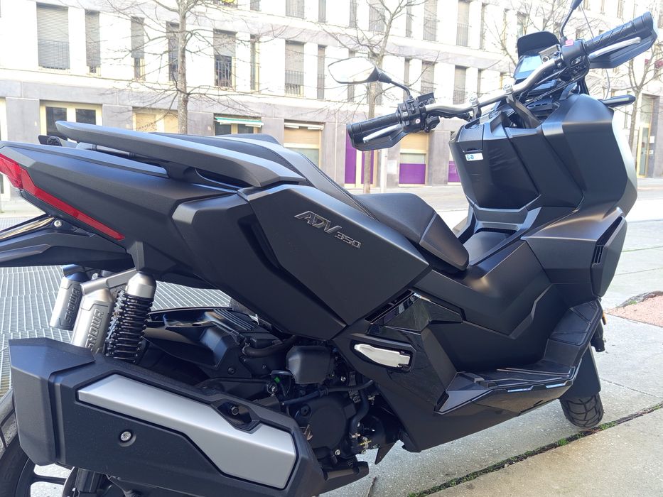 Honda ADV 350 cc