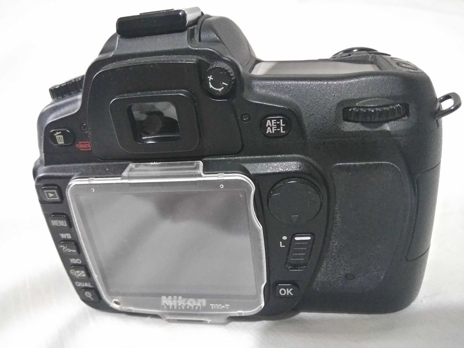 Продам фотоапарат Nikon D80