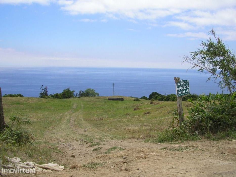 Terreno Rústico, destinado a pastagem.