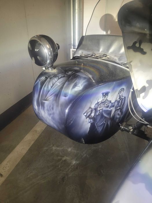 Ural z koszem,Motocykl