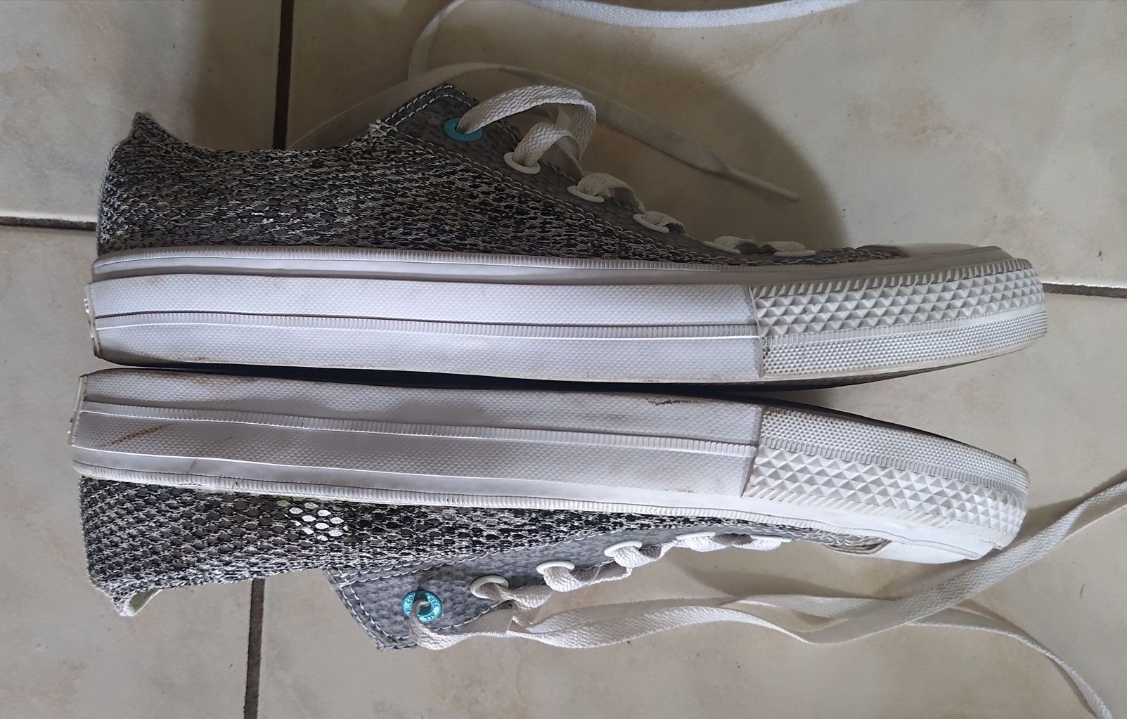Converse Chuck Taylor All Star II siatka 41 26