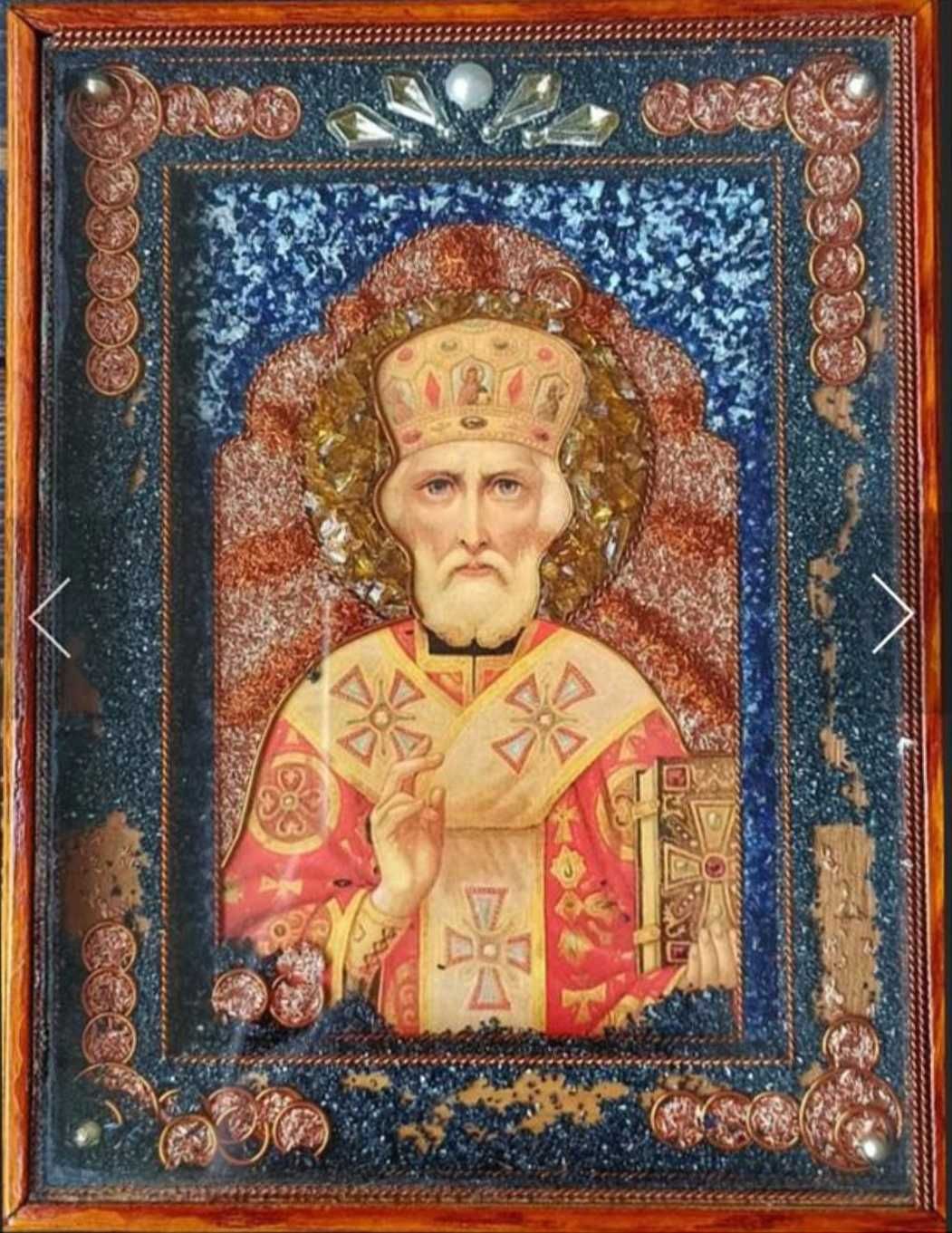 Икона Святого Николая из янтаря