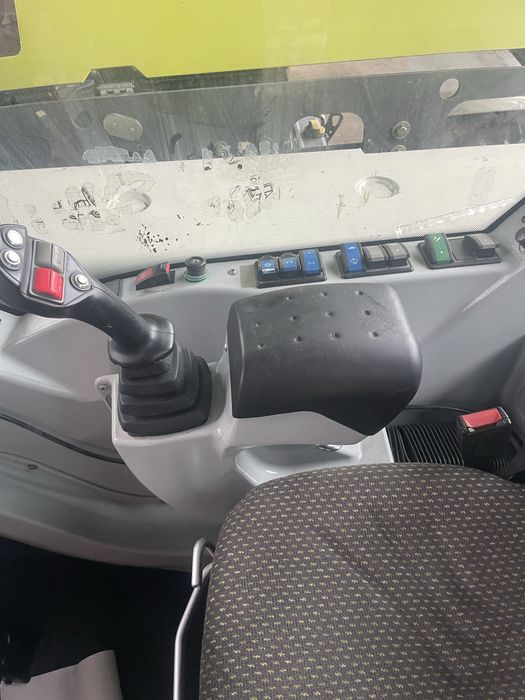 Погрузчик телескопічний клас