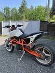 KTM Duke 690 2012