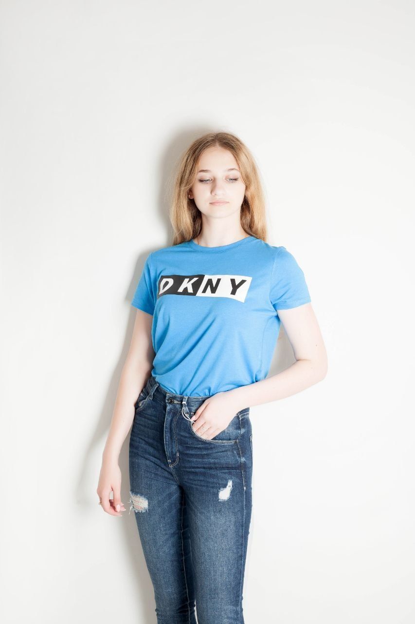 DKNY ОРИГІНАЛ. Жіноча футболка синя блакитна розмір XS S M