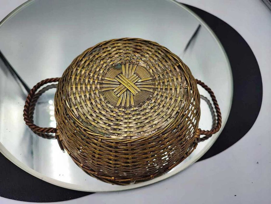 Art deco mosiężny pleciony koszyk