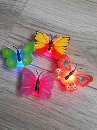 4 motylki świecące , naklejki